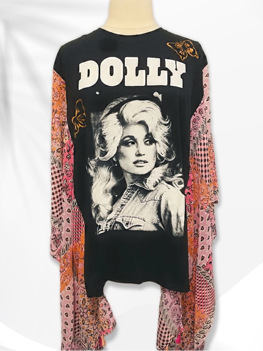 Custom Upcycled Dolly Graphic Tee with Pink & Orange Patchwork Sleeves XL-2XL - Picture 4 of 16